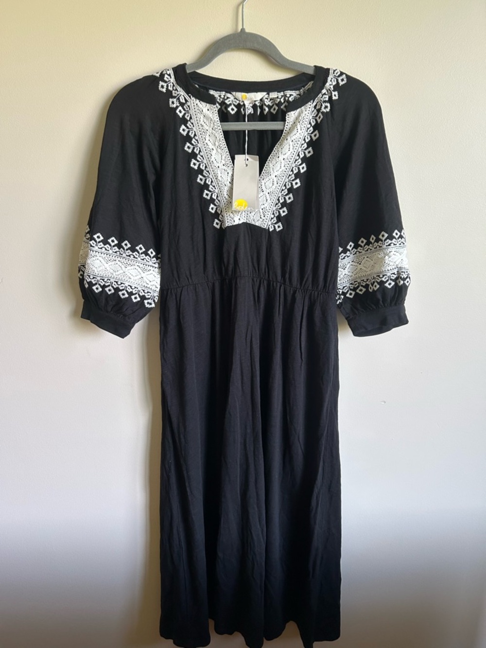 Boden Embroidered V-Neck Midi Dress - Women - Picture 2 of 4